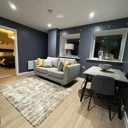 Premium 1-bedroom Leeds (West Yorkshire)