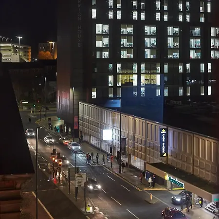 Premium 1-bedroom Leeds (West Yorkshire)