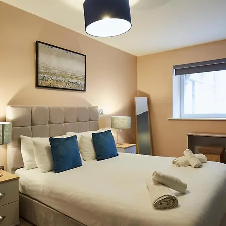 Premium 1-bedroom Leeds (West Yorkshire)