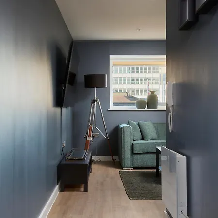 Premium 1-bedroom Leeds (West Yorkshire)